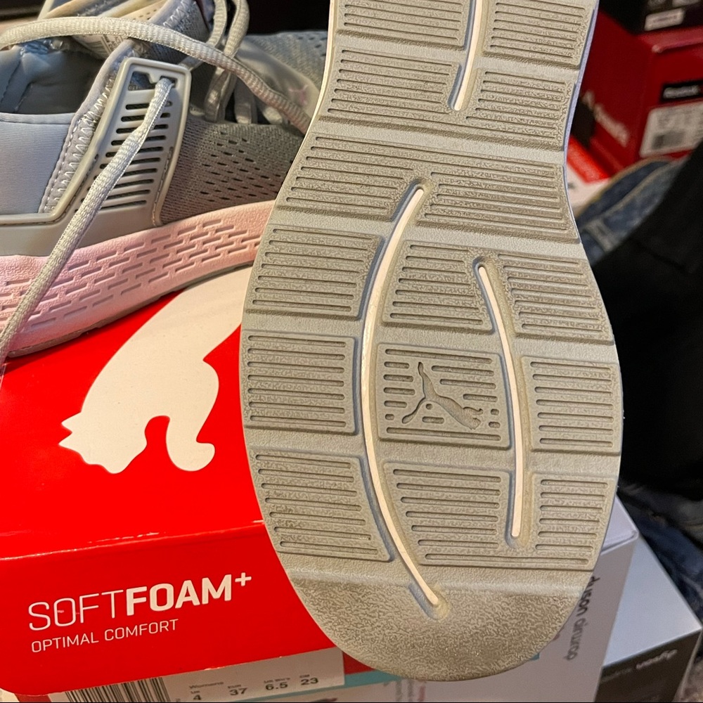 Puma ladies sneakers